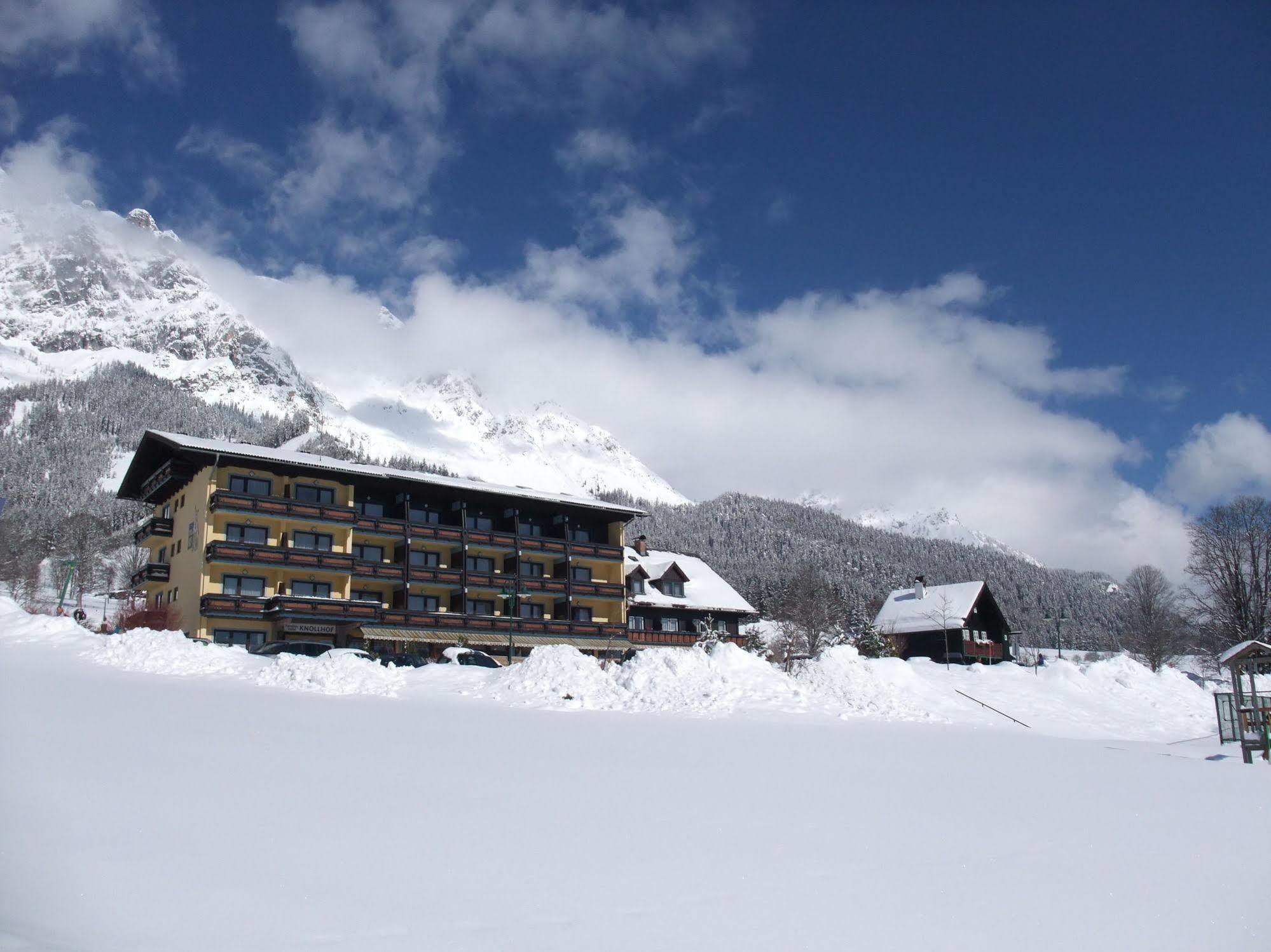 Ferienhotel Knollhof ラムサウ・アム・ダッハシュタイン エクステリア 写真
